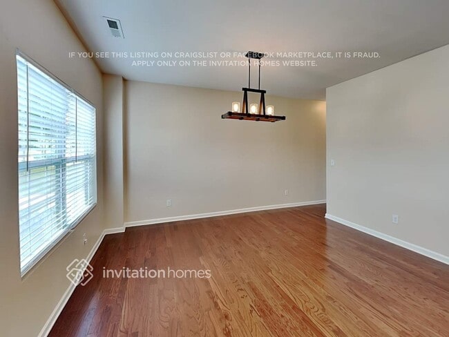 Foto del edificio - 184 Glastonbury Dr