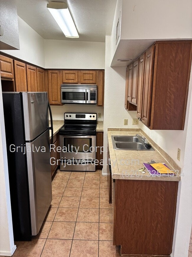 Building Photo - Beautiful 2 Bedroom, 2 Bath Condo for Rent...