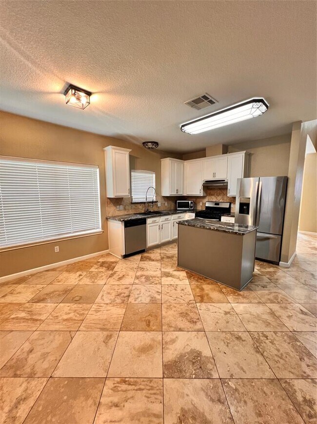 Building Photo - 1511 Tonia Loop
