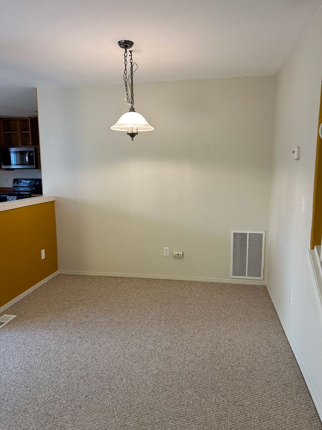 Foto del edificio - 3 Bd / 2.5 Ba Renton Home