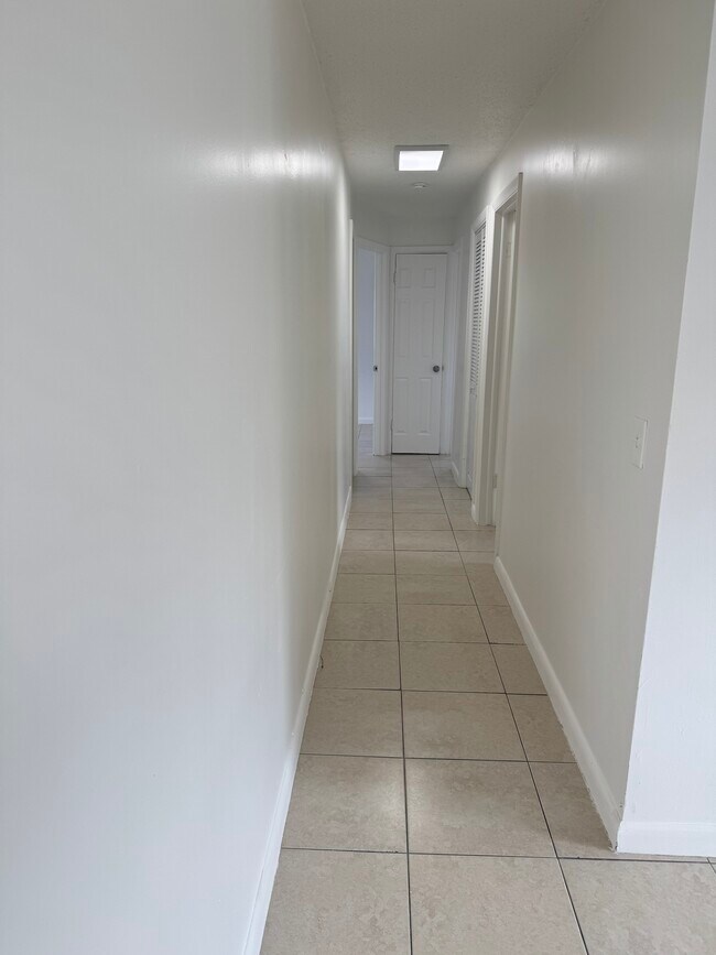 Foto del edificio - 5914 N Haverhill Rd