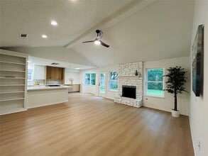 Building Photo - 12118 Dorrance Ln