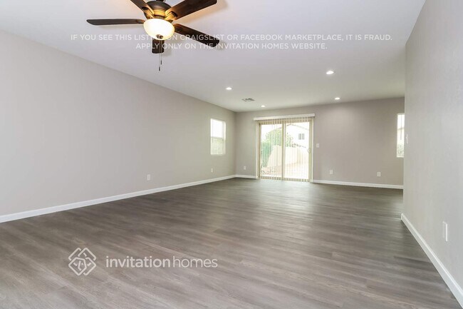 Foto del edificio - 13314 N 126th Ave