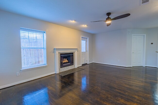 Foto del edificio - 441 Atwater Ct