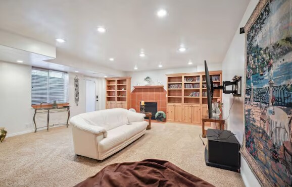 Building Photo - 13046 Mountain Crest Cir