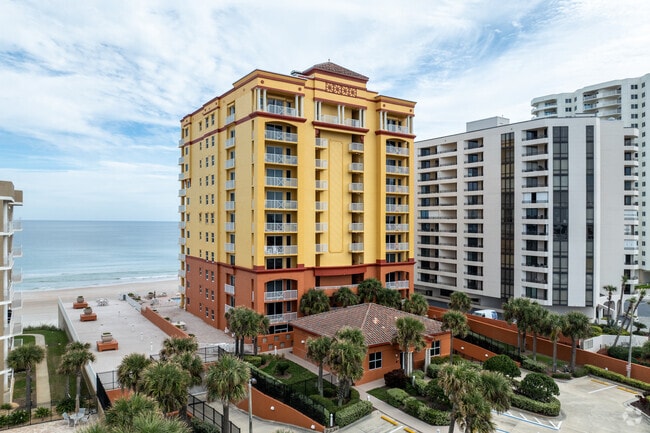 Tuscany Shores Condominiums