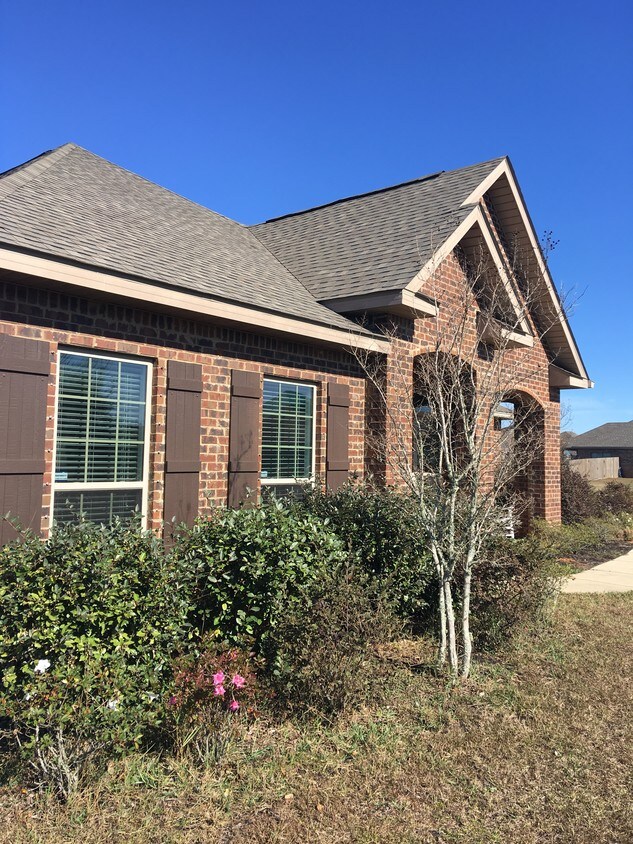 9609 Camberwell Drive, Daphne, AL 36526 House for Rent in Daphne, AL