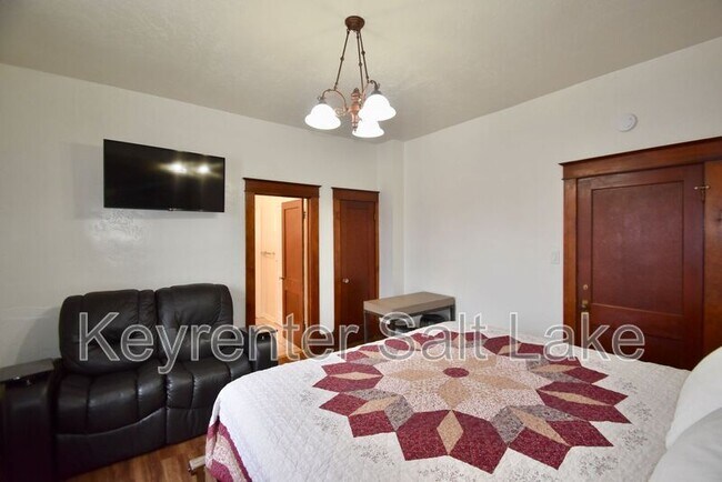 Building Photo - 1312 Washington Blvd