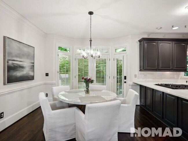 Foto del edificio - 5 Bedroom Single Family Home in Smyrna