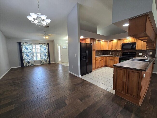 Foto del edificio - 3901 Laurel Branch Ct