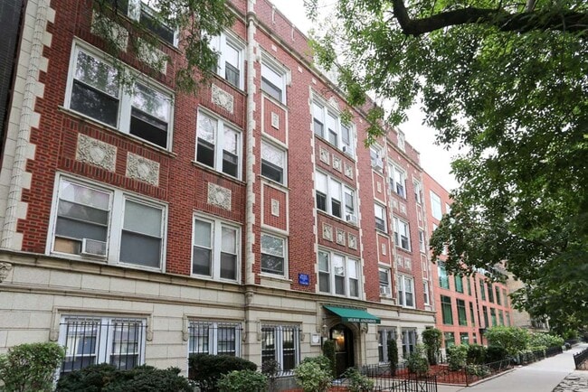 Building Photo - 457 W Melrose