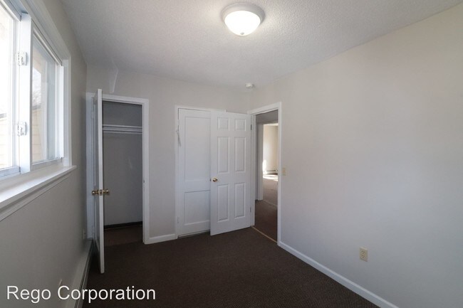 Building Photo - 3 br, 2 bath House - 380 Holcomb St