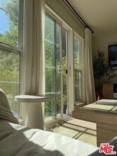 Building Photo - 133 Crescent Dr