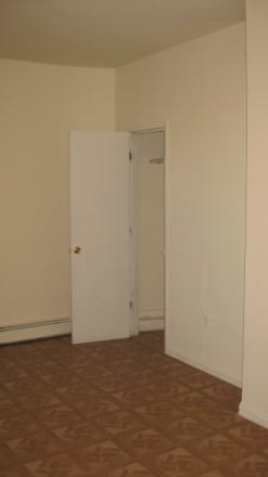  - 410-412 Hawthorne Ave