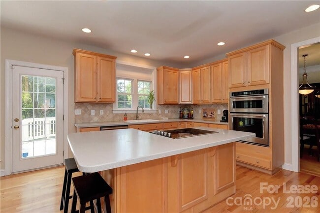 Foto del edificio - 10306 Gunnison Ln