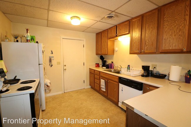 Building Photo - 1200 Bluemont Ave