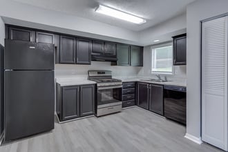 Building Photo - 238 E Southern Ave