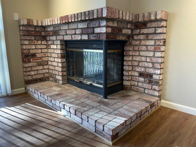 Building Photo - 310 Blanchard Ln