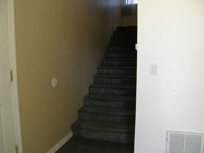 Foto del edificio - Multi Generation Rental Home centrally located in Spring Hill