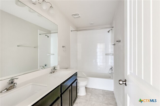 Building Photo - 3621 Aubree Katherine Dr
