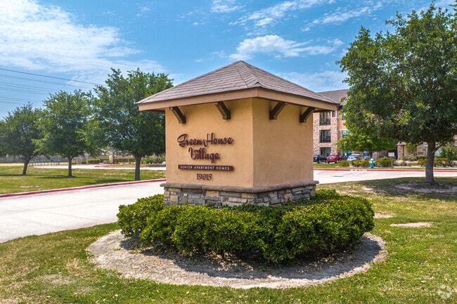Foto del edificio - Greenhouse Village Apartments (Senior Living)