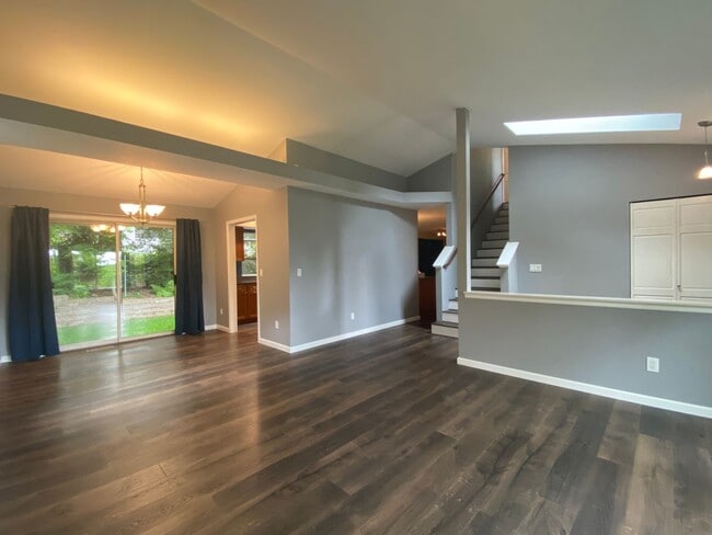 Foto del edificio - Great Home for rent