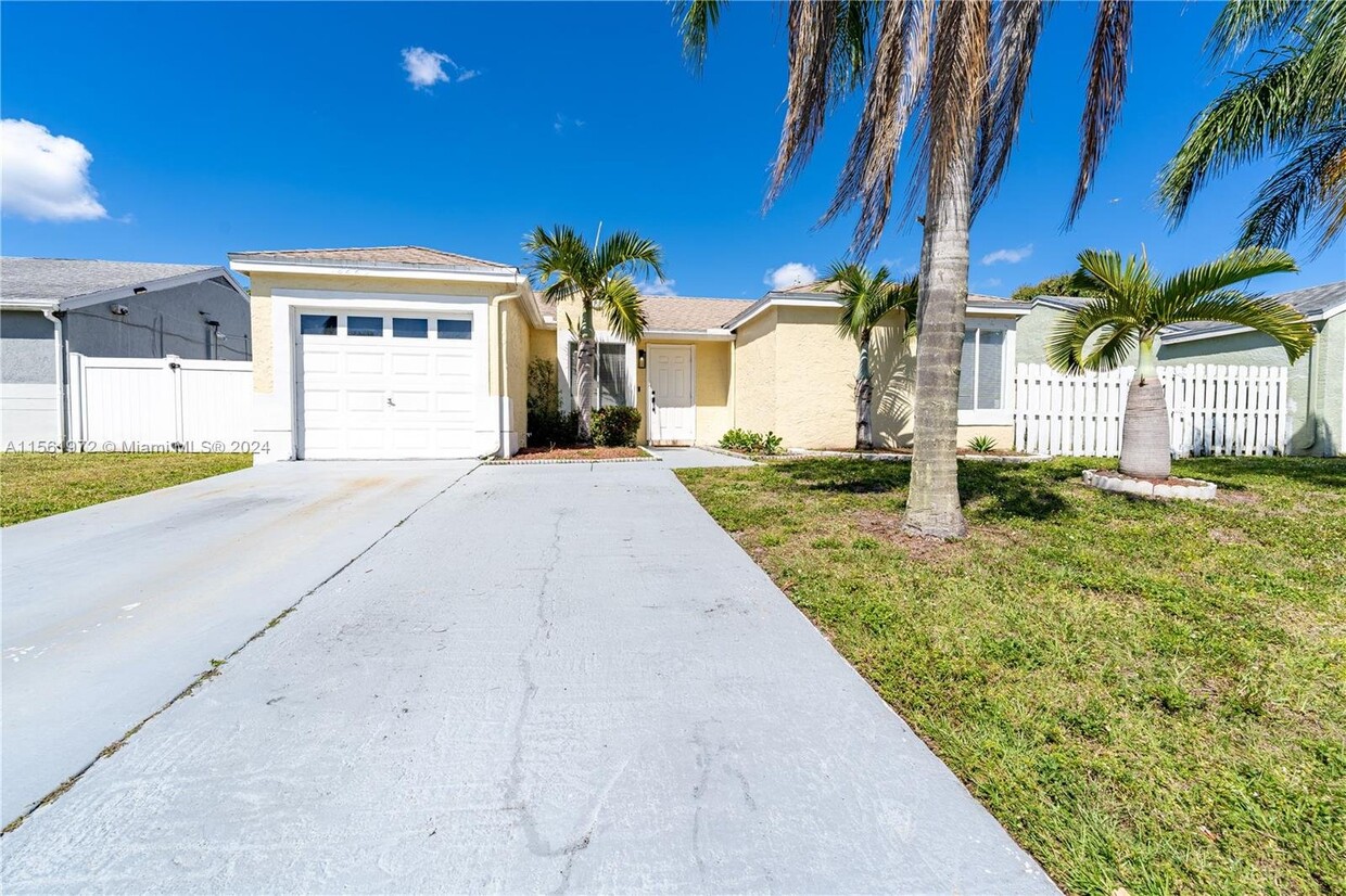 Foto principal - Cloud Lake Circle, Boca Raton, FL 33496 - ...