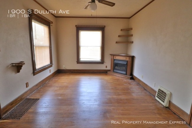 Building Photo - Great Home near Augustana University