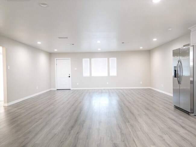 Foto del edificio - 1506 E 21st St