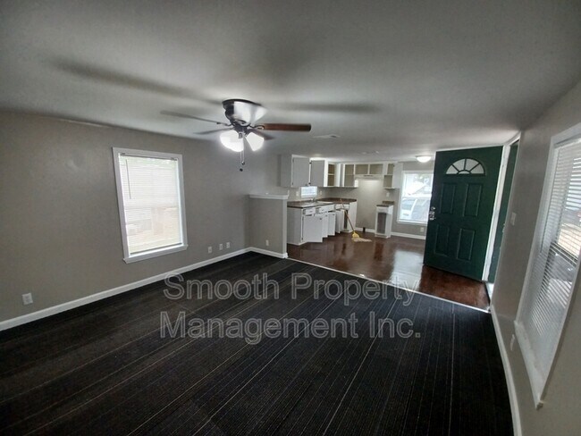 Foto del edificio - 191 E Oakfield Rd