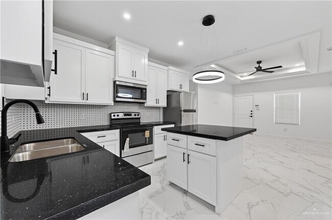 Foto del edificio - 12504 N 39th St