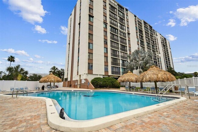 Foto del edificio - 255 Dolphin Point