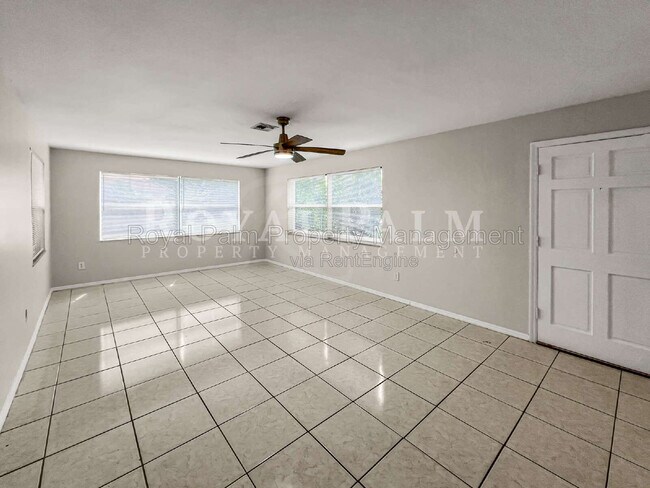 Foto del edificio - 3840 Edgewood Ave