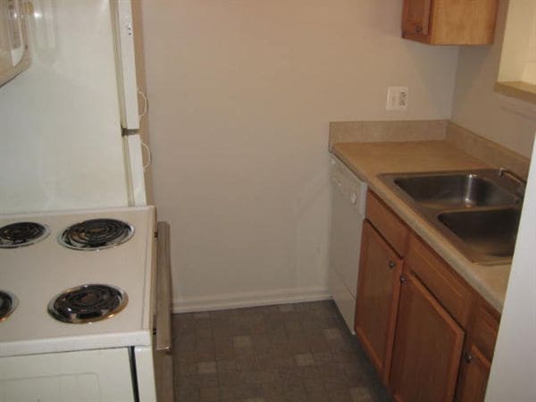 Building Photo - 5941 Hatchery Rd