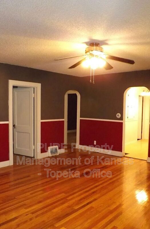 Foto del edificio - 214 NW Broadmoor Ave