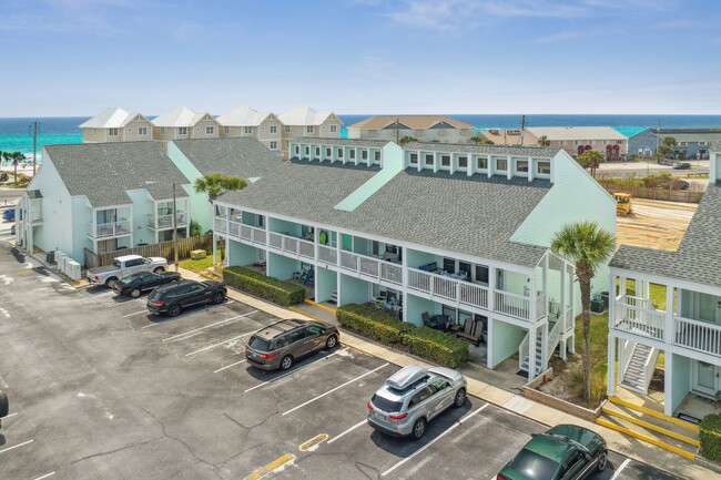 Building Photo - 17670 Front Beach Rd