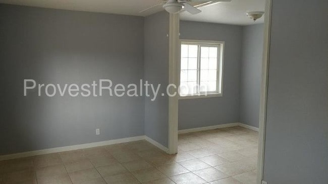 Building Photo - 15783 Willow St
