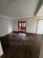 Building Photo - 413 Sandusky St