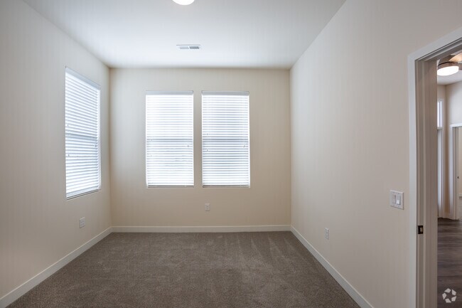 2BR, 2BA - 1016 SF - Altair At The Preserve