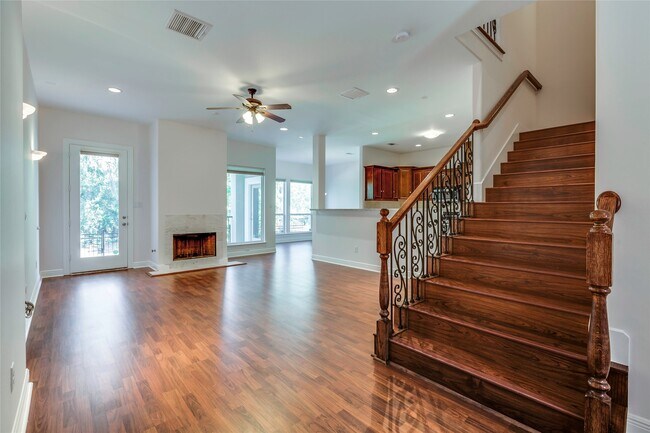 Foto del edificio - 12870 Kingsbridge Ln