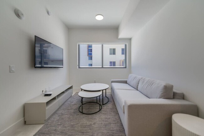 Foto del edificio - 239 SW 9th St