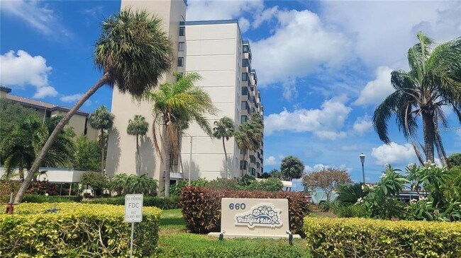 Building Photo - 660 Island Way