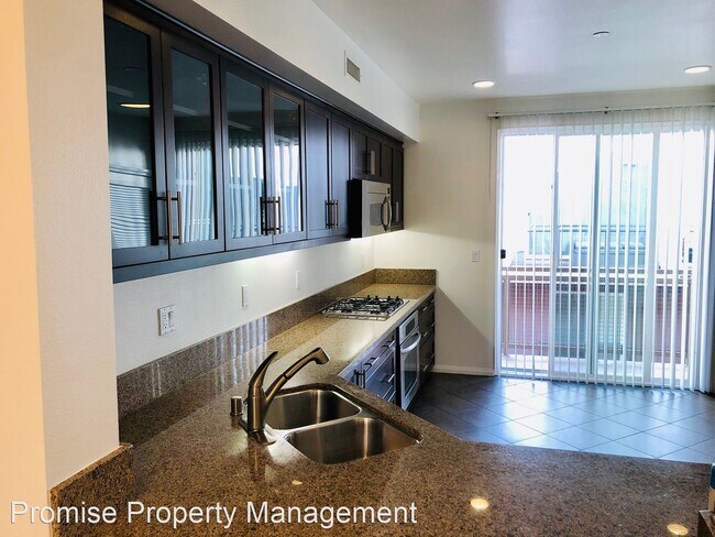 Foto del edificio - 1 br, 2 bath House - 603 Rockefeller