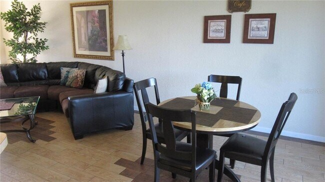 Foto del edificio - 2641 Old Kent Cir