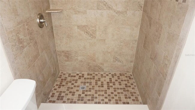 Foto del edificio - 210 Foxwood Dr
