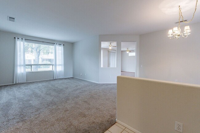 Foto del edificio - Tranquil Retreat: Spacious Rental Home in ...