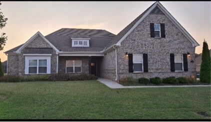 Primary Photo - 303 Woodwind Dr SW