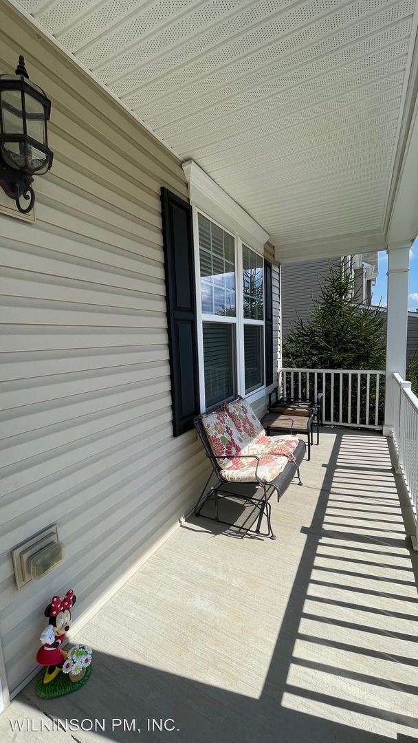 Foto del edificio - 6 br, 3.5 bath House - 5848 Amanda Rose Ln