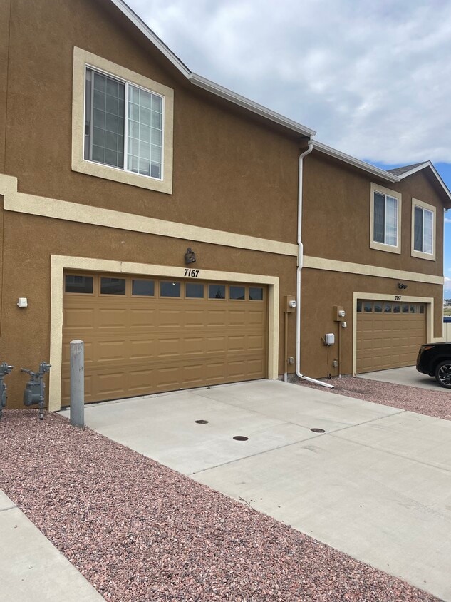 Building Photo - 7167 Black Spruce Hts