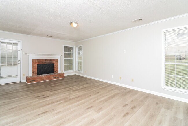 Foto del edificio - 435 Standing Rock Dr